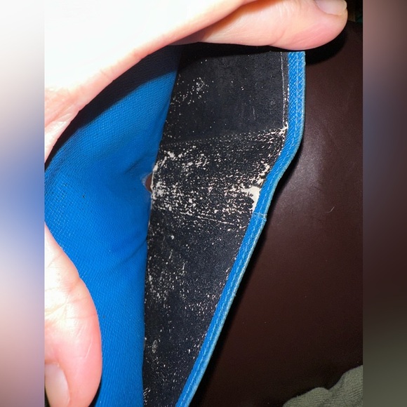 Louis Vuitton Epi Authentic wallet Eclectic Blue GUC - Picture 8 of 15